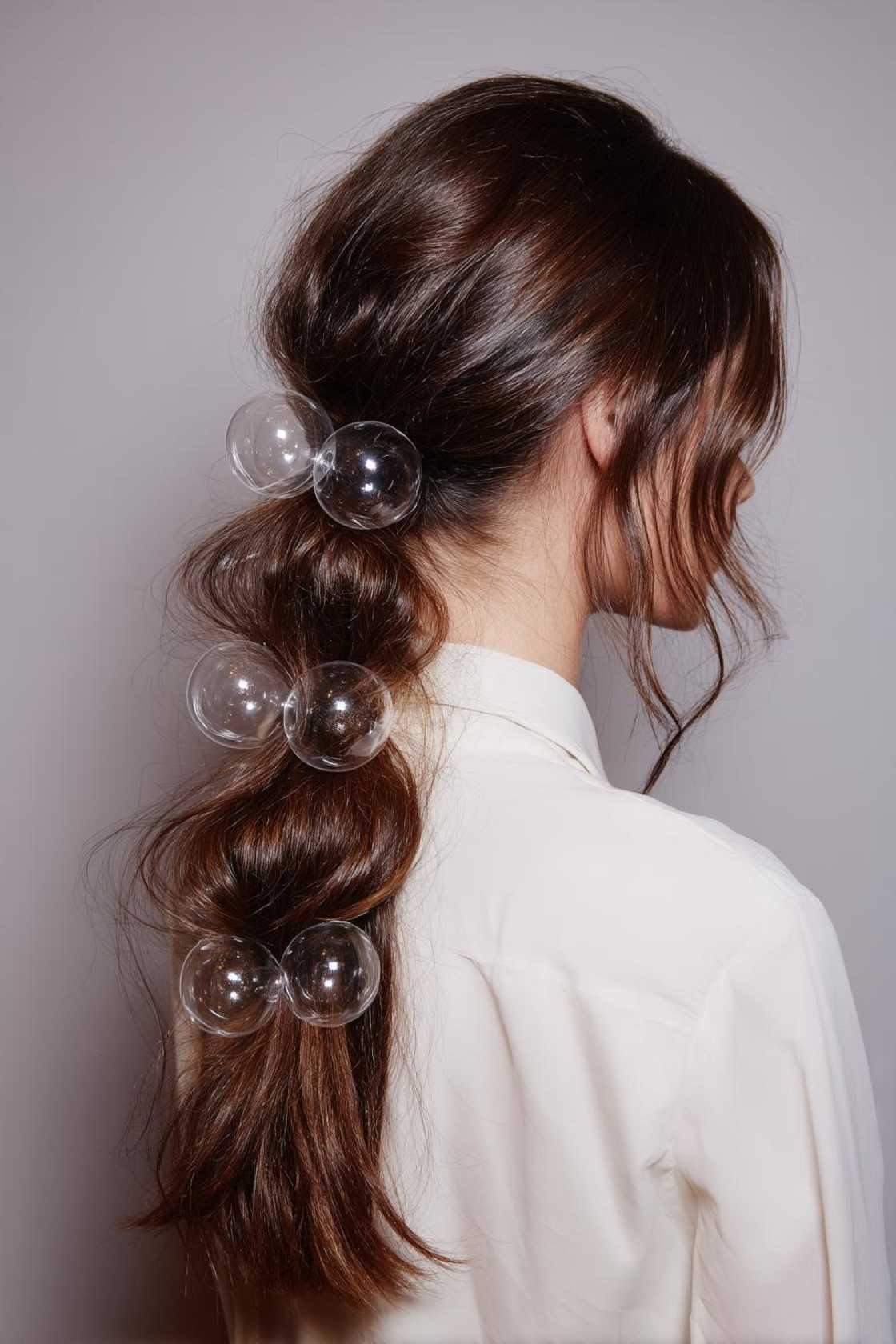 15+ Coolest Hot Weather Hairstyles to Beat the Heat (Updos, Braids & More!). - 14. Bubble Ponytail