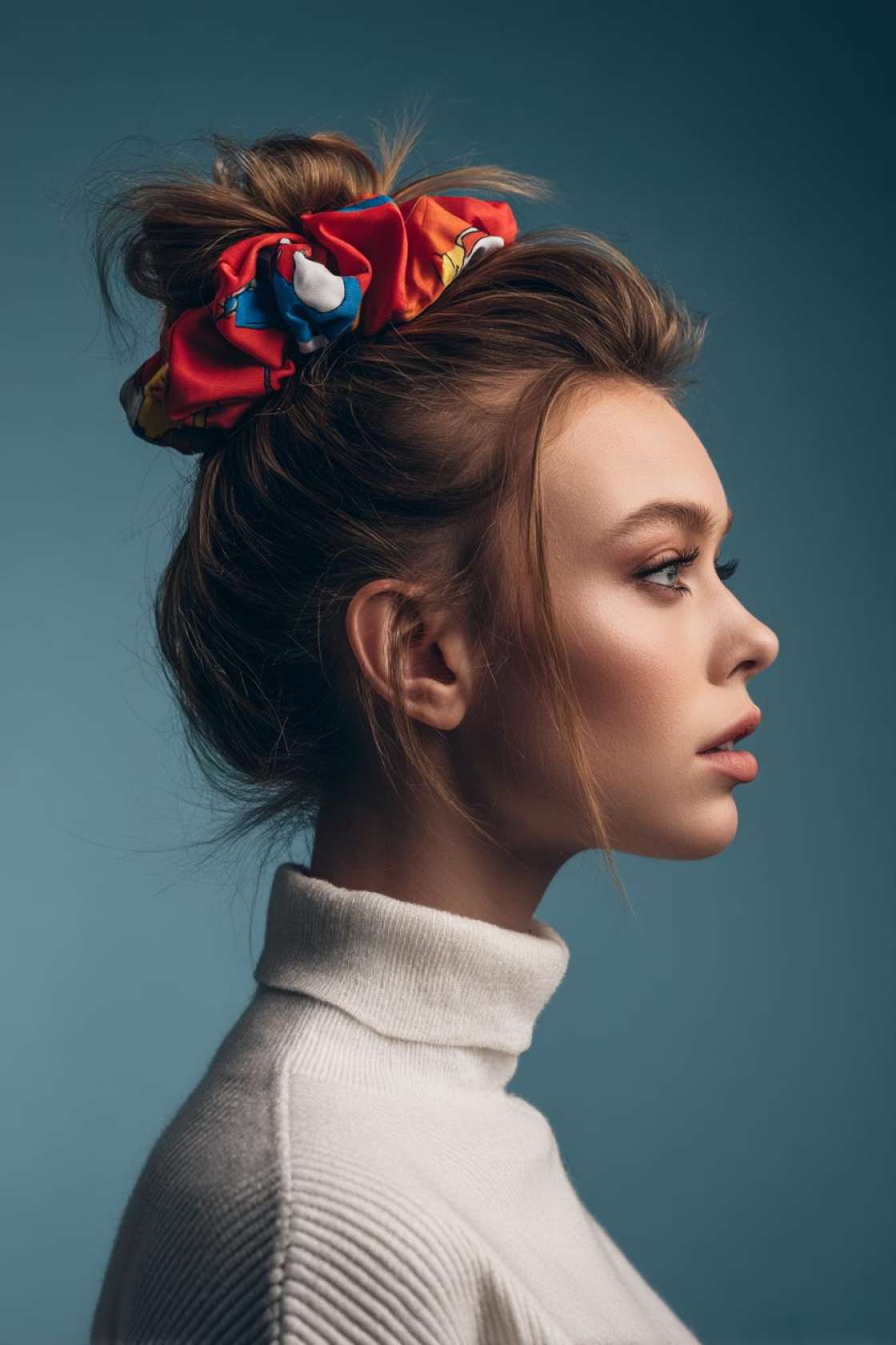 5-Minute Magic: 15+ Super Quick Summer Hairstyles for Busy Mornings. - 15. The High Ponytail