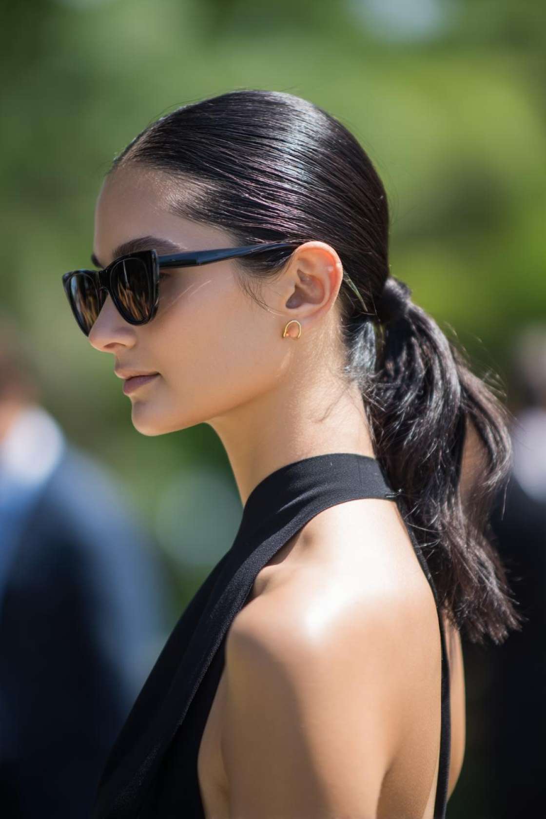 Lake Life Ready: 20+ Practical & Pretty Hairstyles You'll Love. - 3. Sleek Low Ponytail