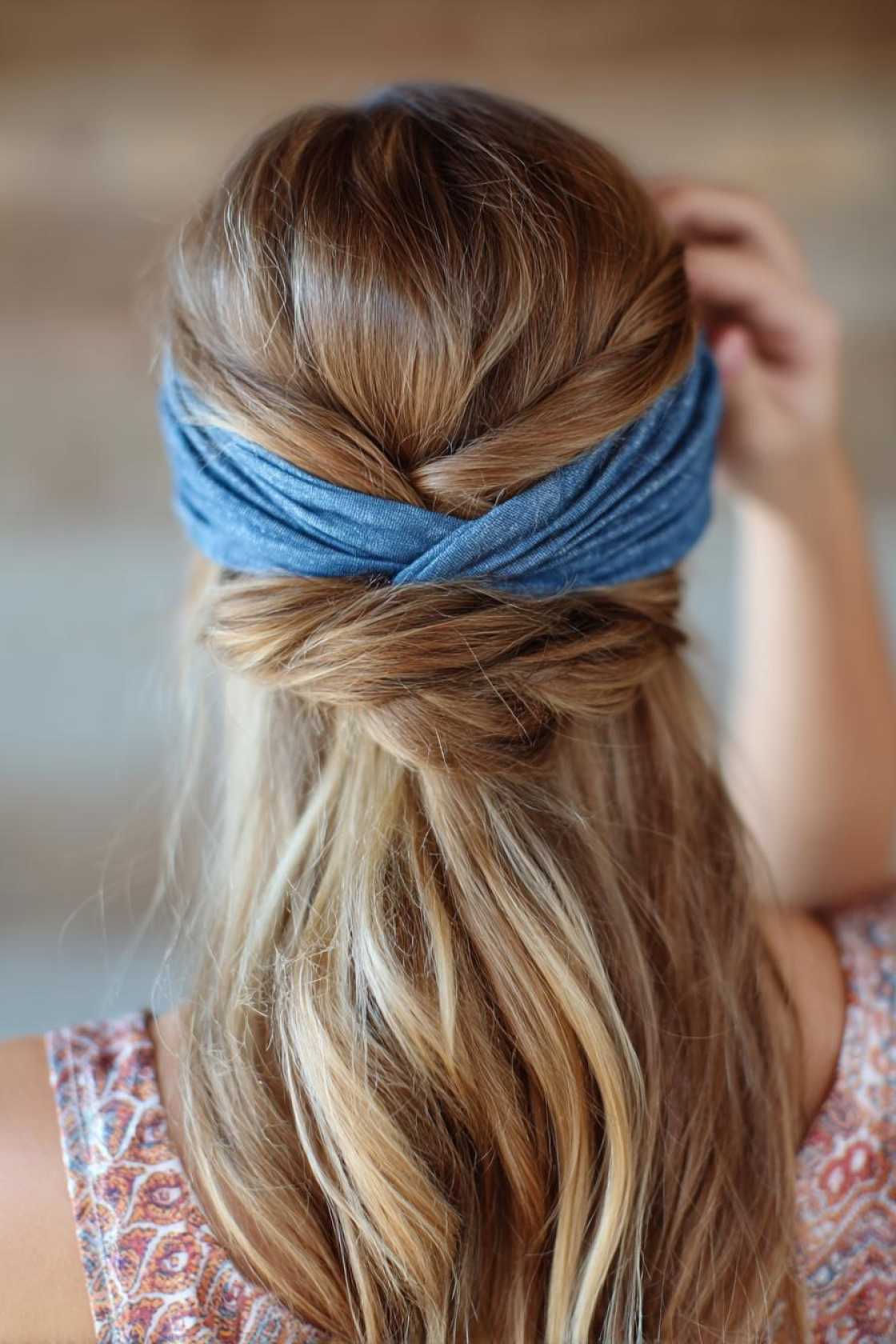 No More Mid-Workout Fixes! 20+ Hairstyles That Stay Put Through Anything. - 5. The Half-Up Bun