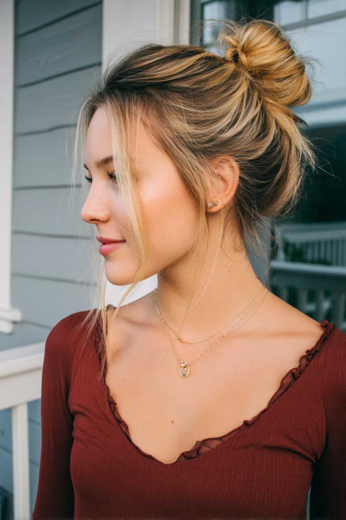 Trendy & Timeless: 12+ Homecoming Hairstyle Ideas Youll Absolutely Love. - 5. The Messy Bun