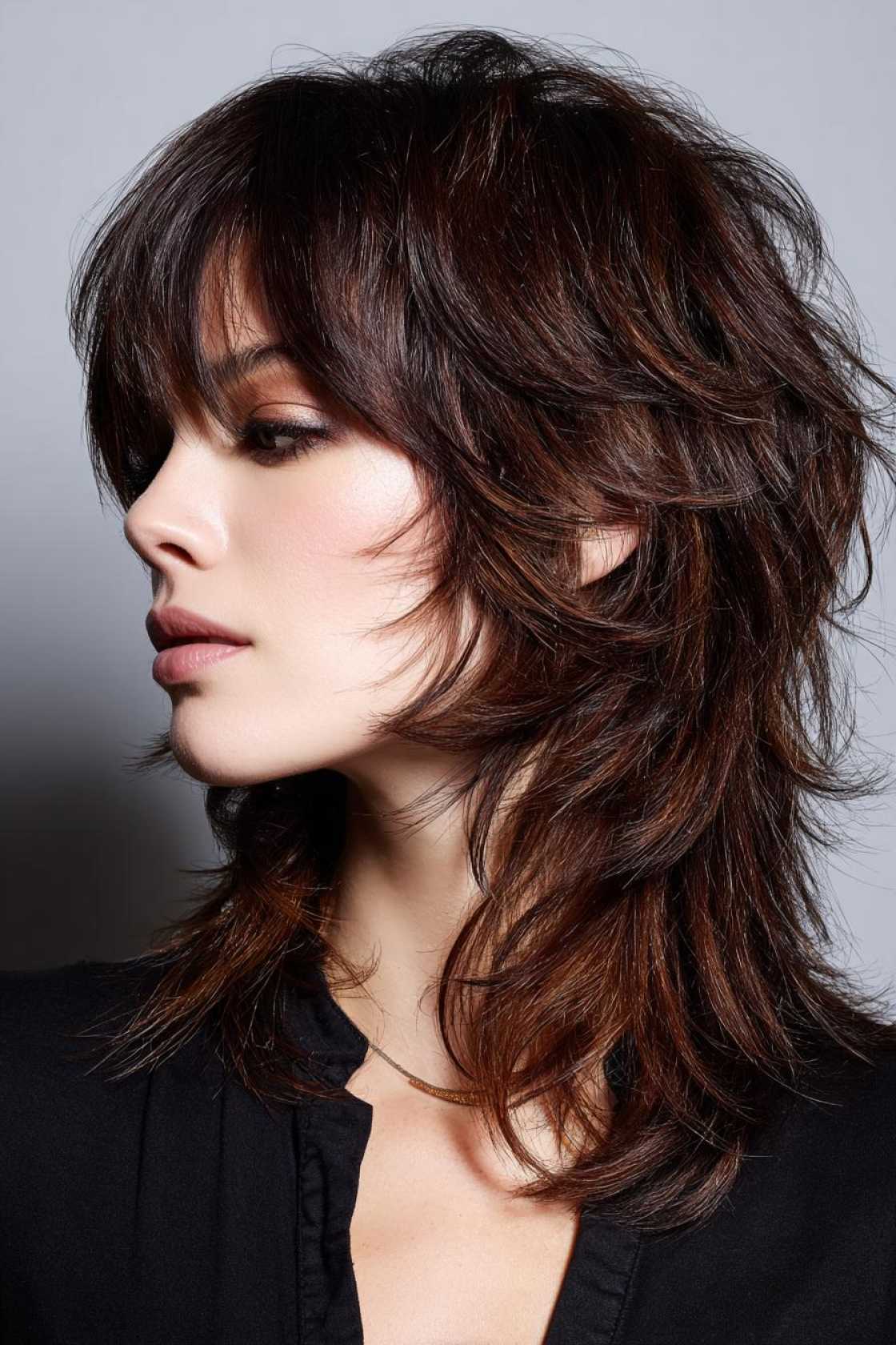 Your Ultimate Fall Hair Makeover Guide: 12+ Inspiring Cuts & Styles. - 12. The Shaggy Layers