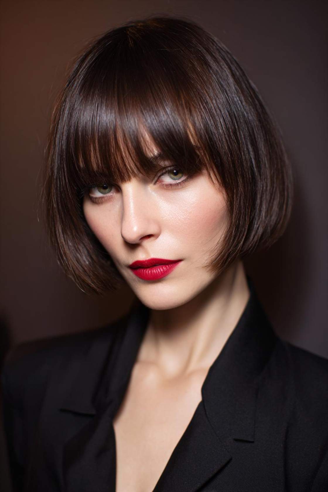 Your Ultimate Fall Hair Makeover Guide: 12+ Inspiring Cuts & Styles. - 11. The Classic Bob