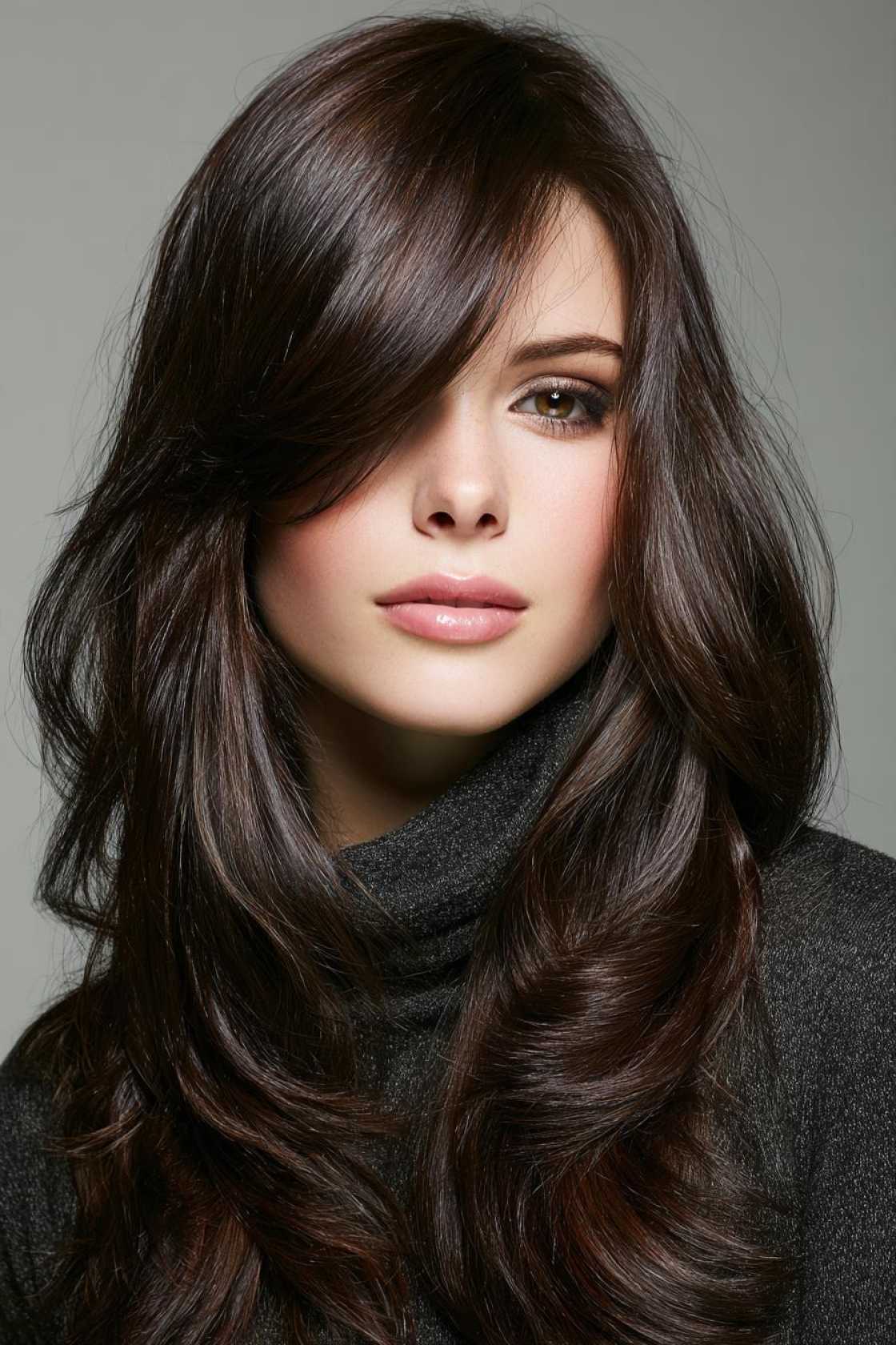 Your Ultimate Fall Hair Makeover Guide: 12+ Inspiring Cuts & Styles. - 6. The Deep Side Part