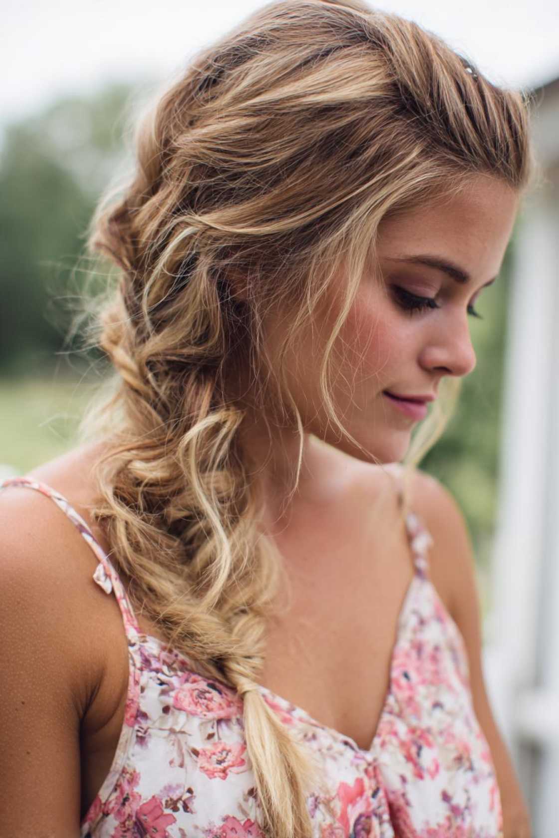 Boots, Braids & Big Hair: 18+ Country Concert Hairstyle Inspirations. - Side Braid