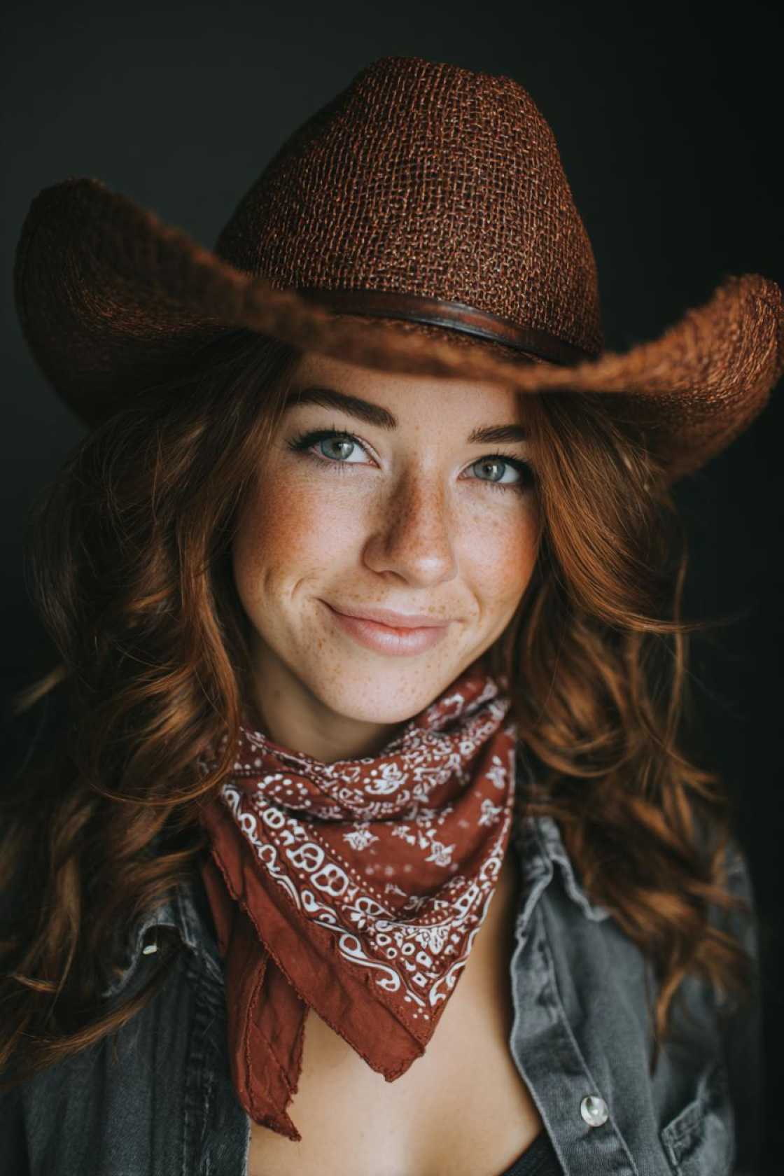 Boots, Braids & Big Hair: 18+ Country Concert Hairstyle Inspirations. - Accessorized Waves
