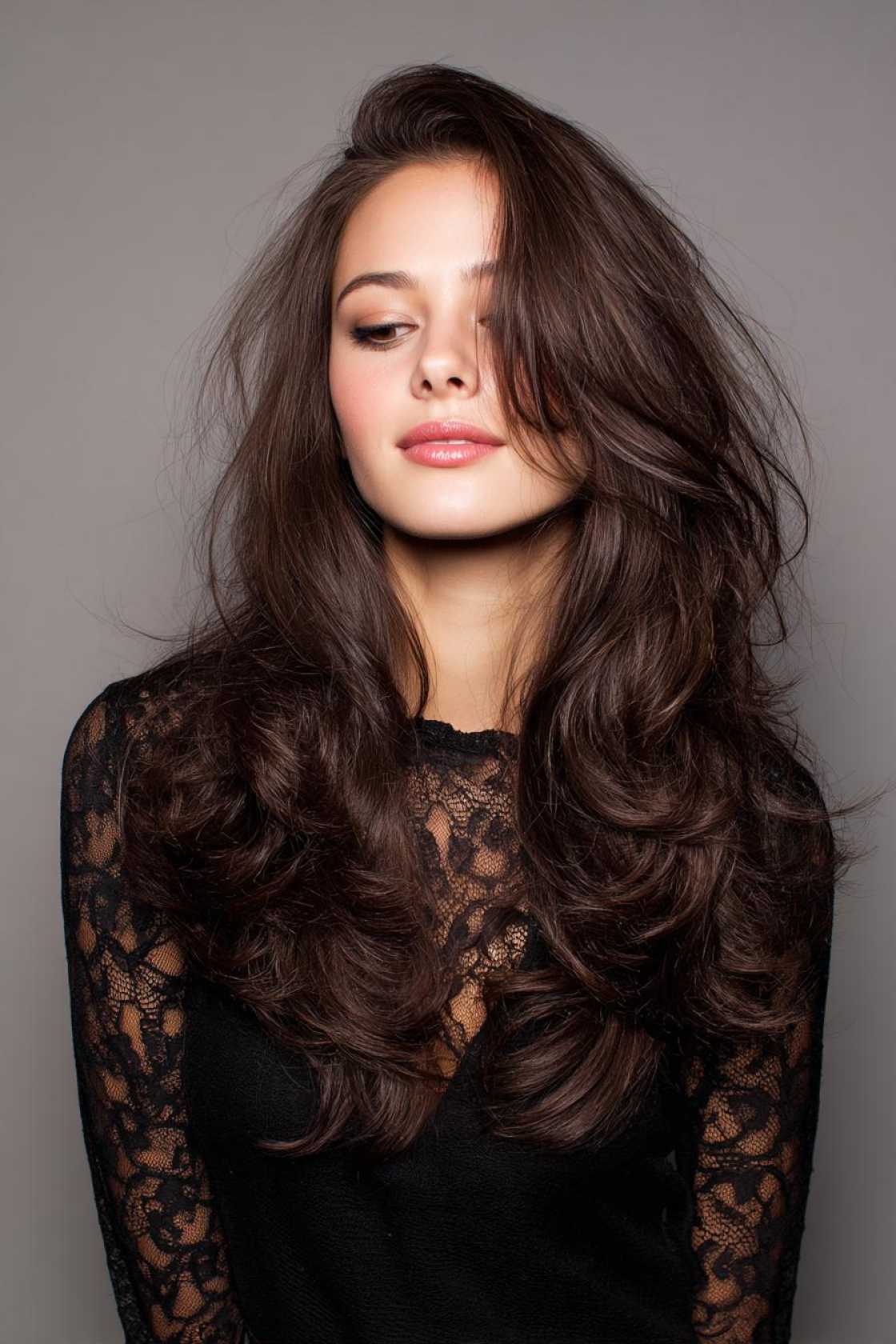 From Summer Breeze to Autumn Leaves: 18+ Transition Hair Ideas for Fall. - 2. Half-Up Half-Down with Volume