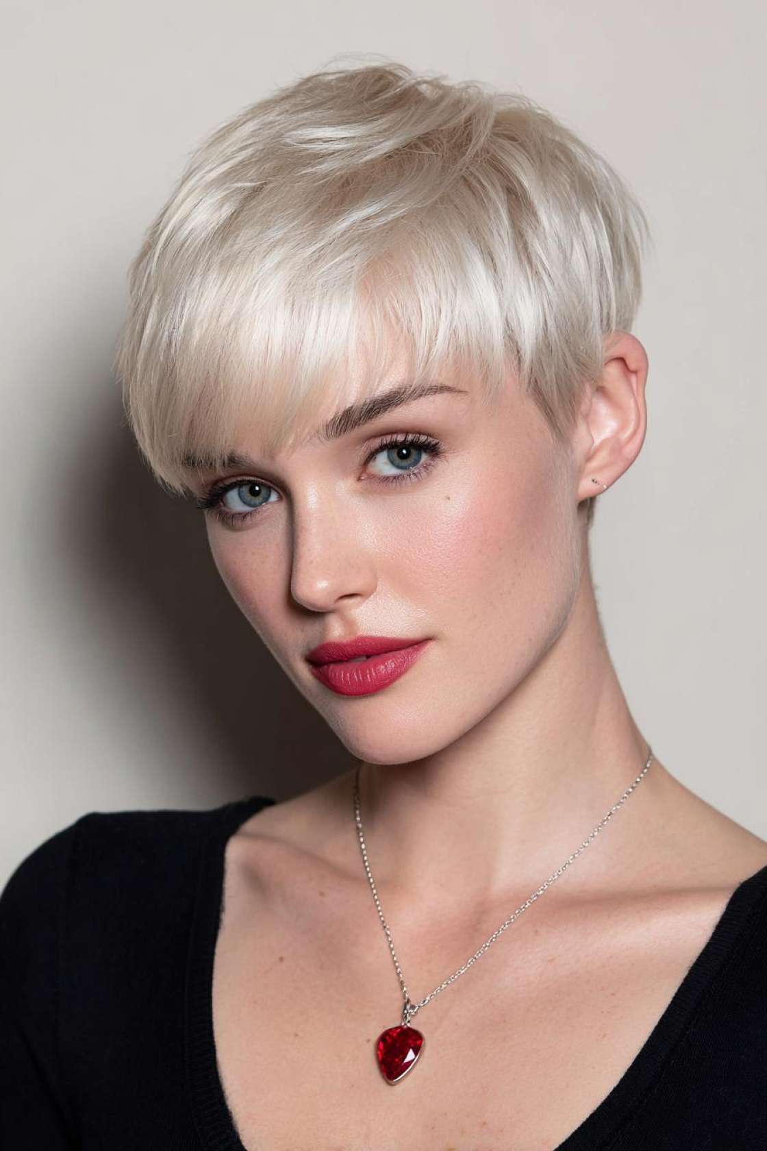 Throwback Beauty: 12+ Unforgettable 90s Pixie Haircuts We Still Love. - 9. The Bowl Cut Pixie