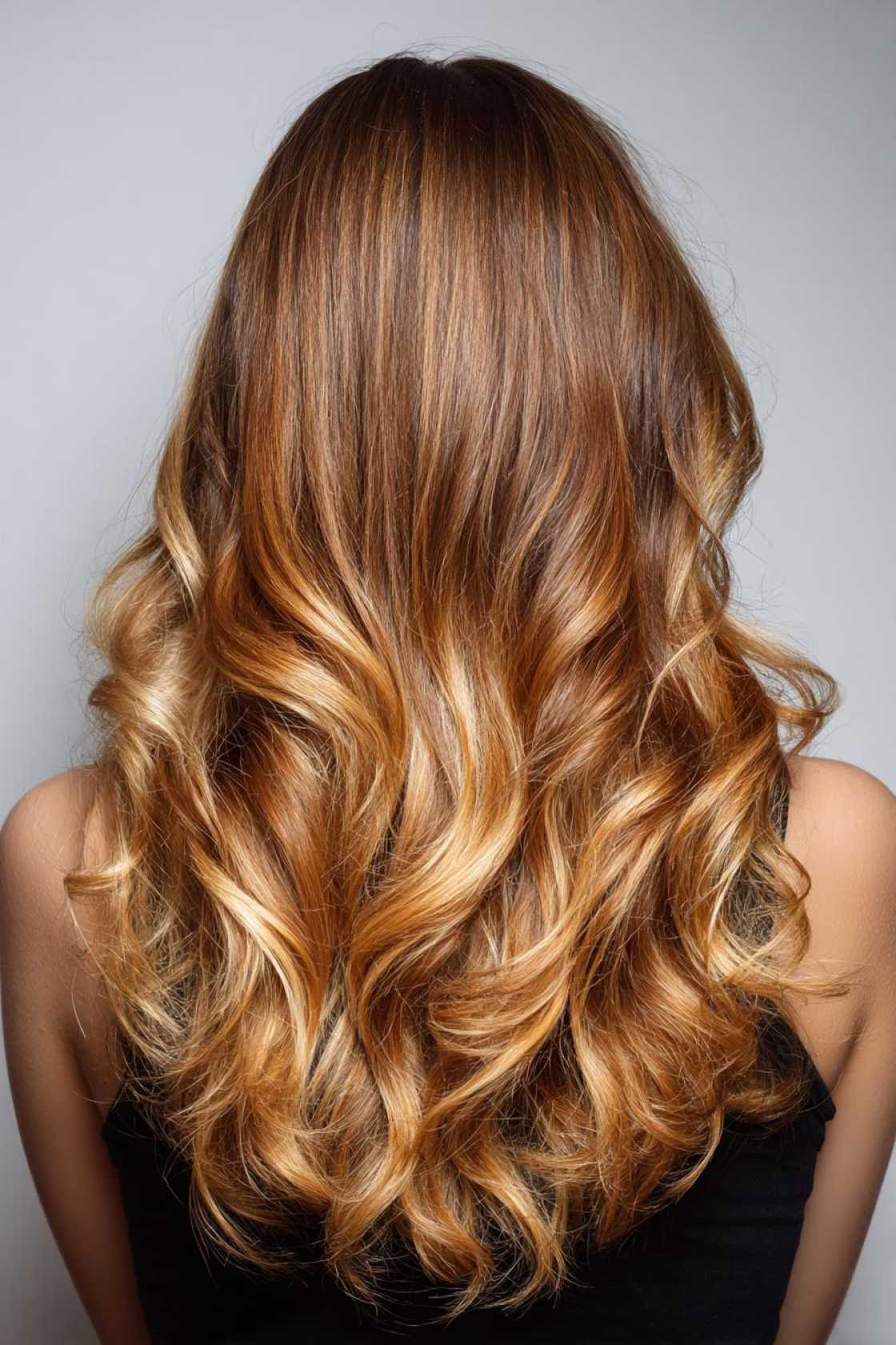 Unlock Sun-Kissed Depth: 15+ Dark Caramel & Honey Balayage Looks for Brunettes. - 6. Honey Swirl Balayage