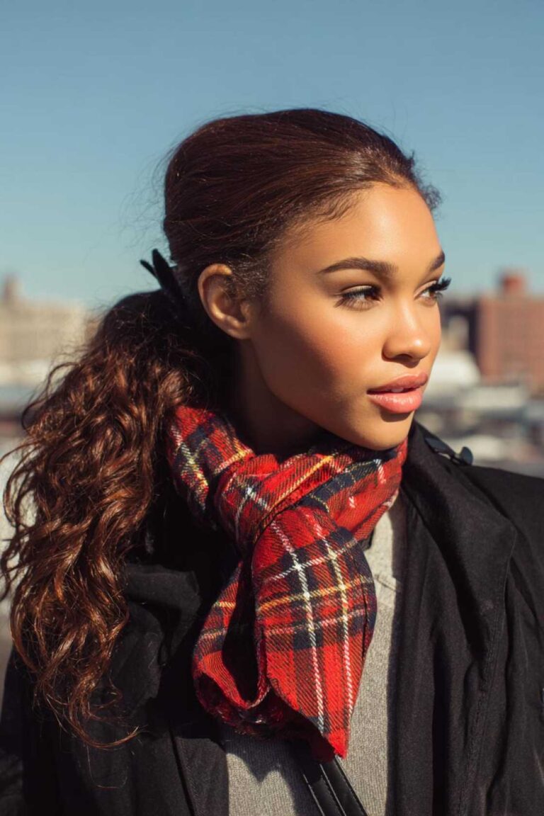 Wake Up & Wow! 20+ Adorable Heatless School Hairstyles You Can Do in Minutes.