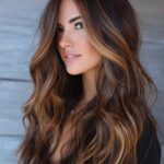 Tired of Flat Color? 11+ Fall Highlight Transformations That Breathe Life into Brown Hair.