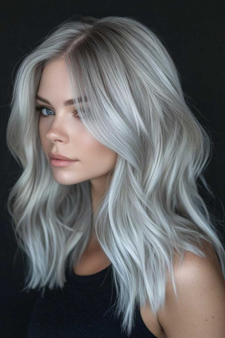 silver Blend: 12+ Balayage Ideas That Make Grey Hair Look Luxurious silver Blend: 12+ Balayage Ideas That Make Grey Hair Look Luxurious