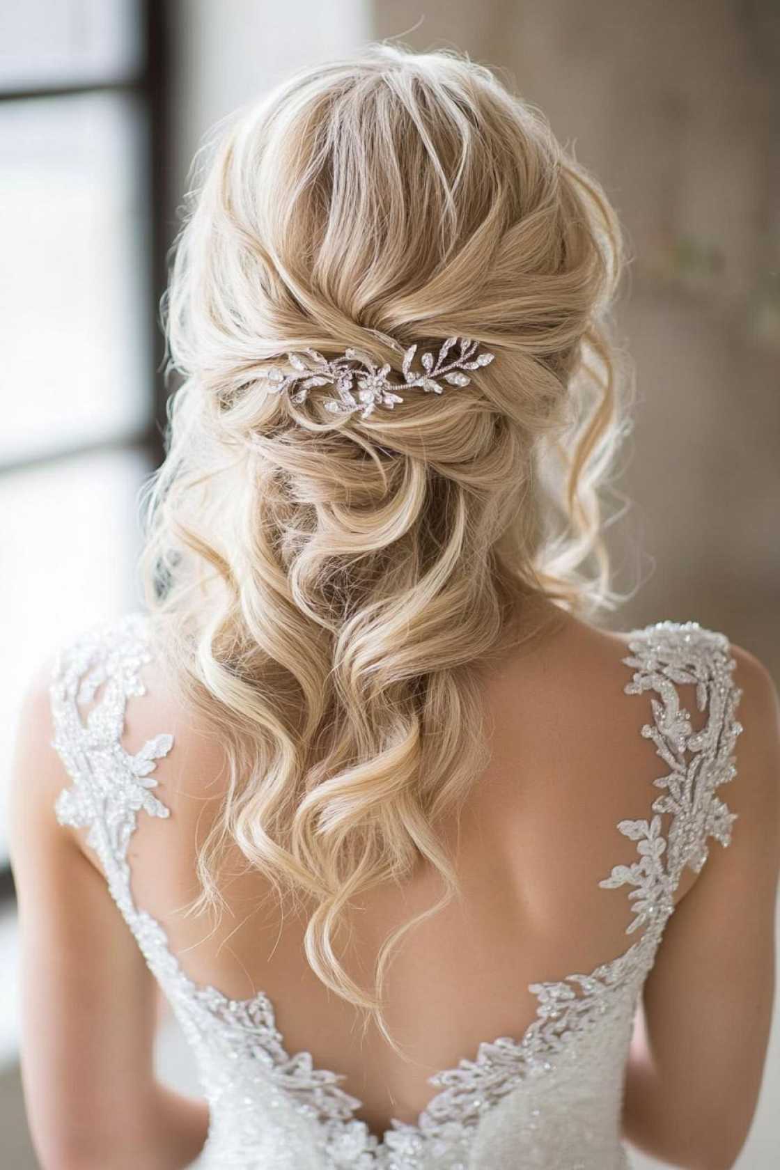 Mother of the Moment: 13+ Wedding Hairstyles That Celebrate the Bride’s Mom - 13. Soft Waves with a Twist